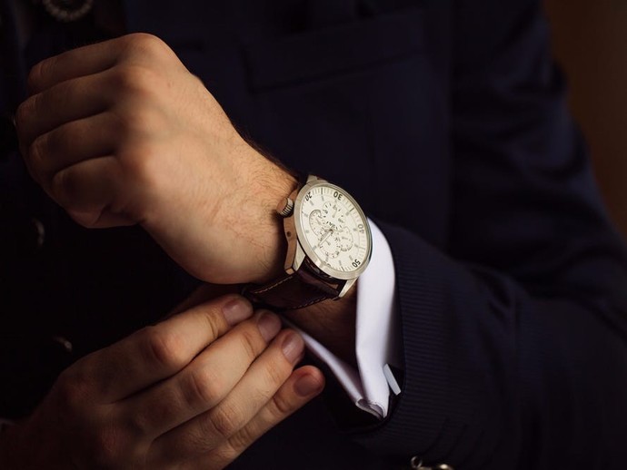 Does the watch really make you more attractive?