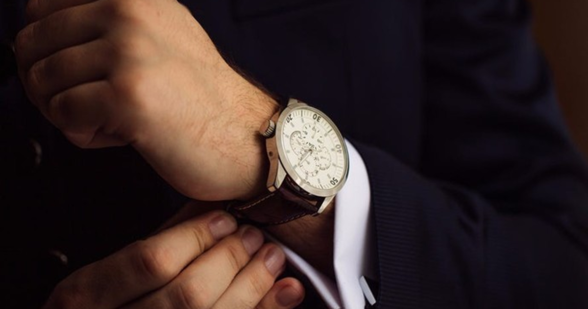 Does the watch really make you more attractive? GirlsAskGuys