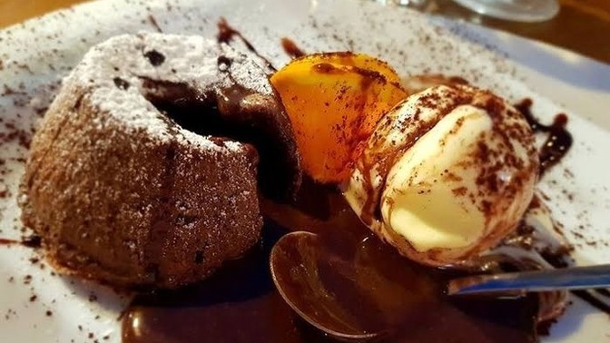 Do you prefer hot desserts or cold desserts after meal?