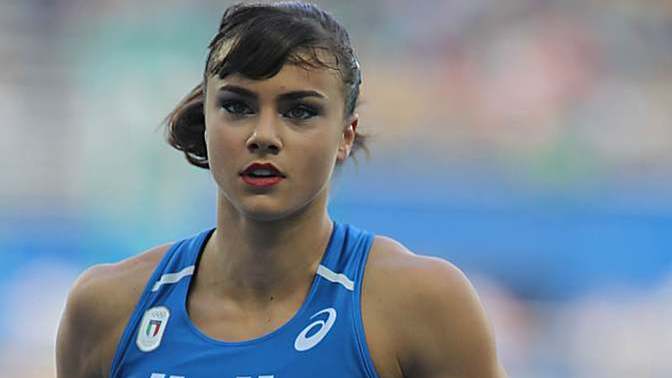Who here likes women with wide shoulders and a bit muscular arms in addition to lower body?