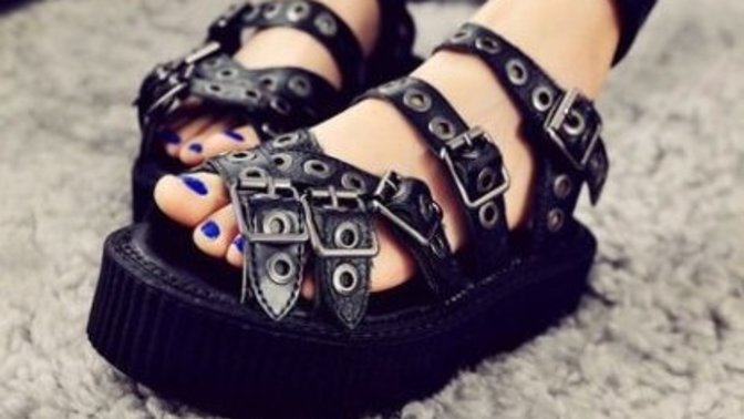 Guys/Girls, how do you feel about open toed shoes?