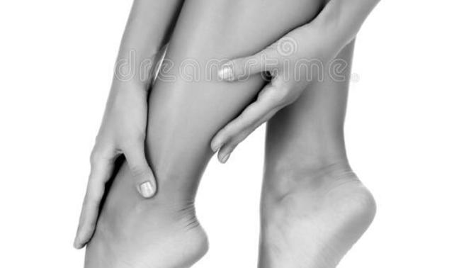In the stage of physical attraction, do you look more at their legs or their hands?