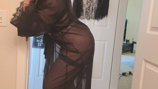 Do You Think This Lingerie Set Would Look Better With OR Without Panties?