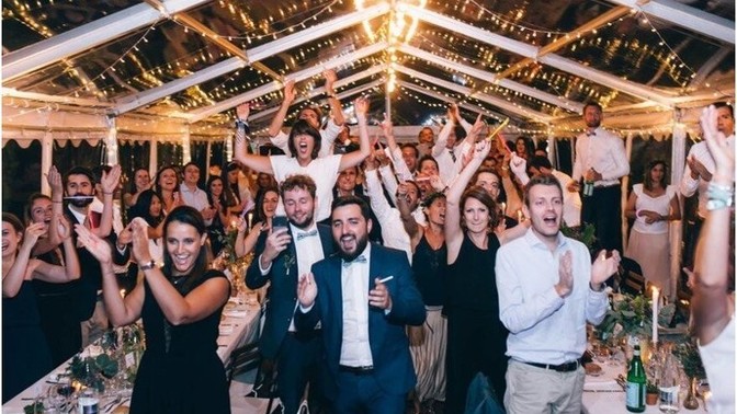 Can I wear heels at a wedding?
