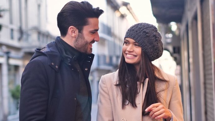 Is it normal for guys to call their girl friend hot (as in girl who is a friend, not a girlfriend)?