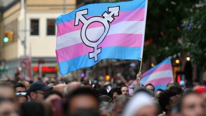 How early on do you have to tell your partner you're transgender?