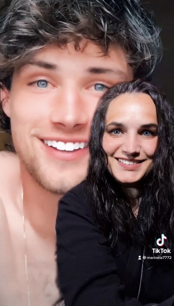 Who is in love with this whiteyy18 on TIK TOK?