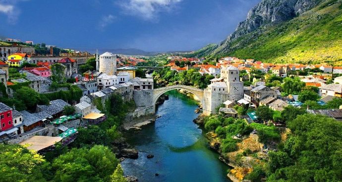 Europe is so beautiful. Far better architecture.