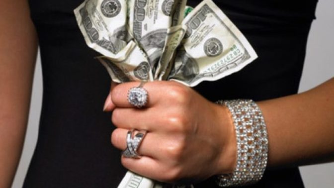 Why do (some) men like materialistic women?