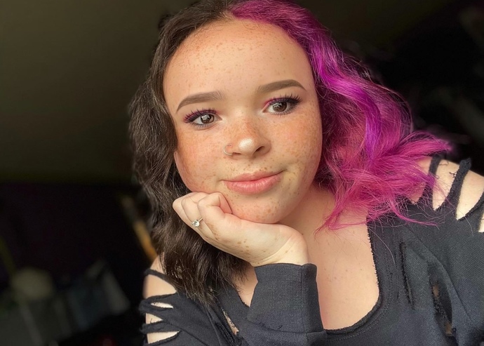 Do you think this hair color would look good on me?