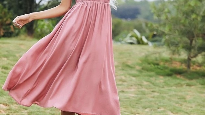 Which dress you as a men thinks is more attractive?