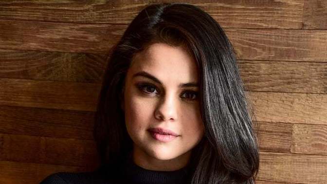 Who would win in a fight between Ariana Grande and Selena Gomez?