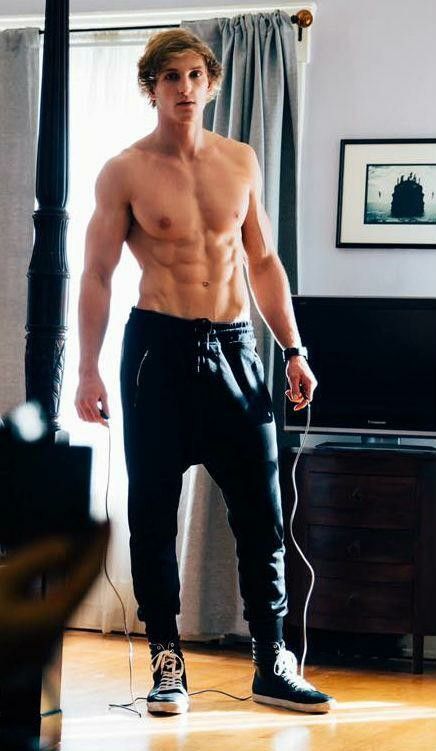 Girls, Would you suck off Logan Paul within 24 hrs of meeting him if he said he found you attractive?