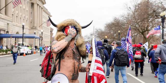 Guys, I dont know a lot about insurrections or the overthrowing of governments, but does it seem like there were way more cameras than cops?