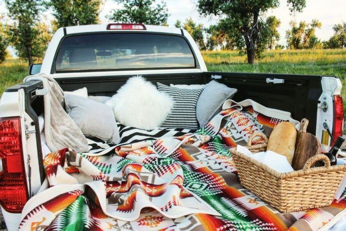 What are some good date night ideas for summer 2021?