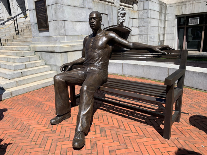 Whats your opinion of the new George Floyd statue?