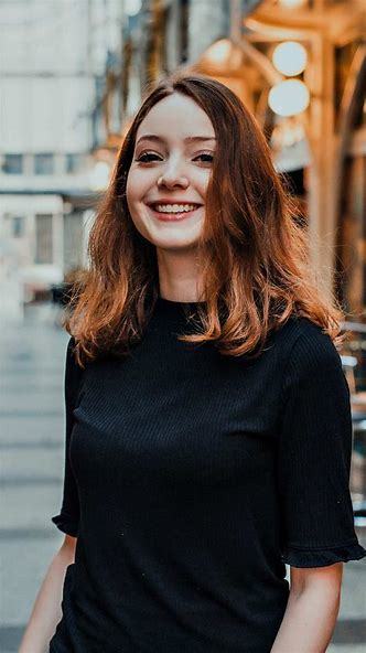 Guys, what hair color do you like best on a girl?