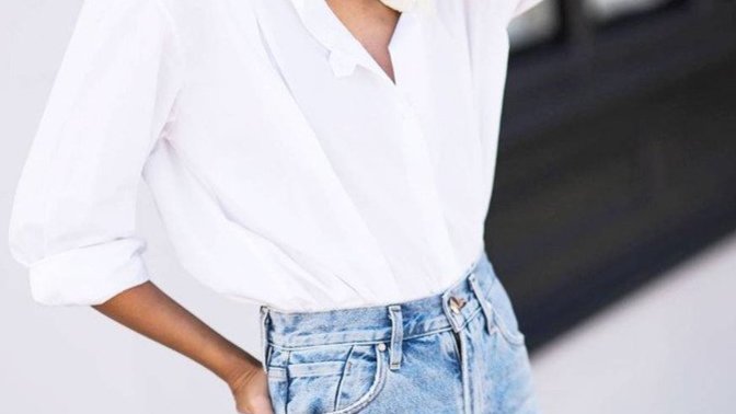 Can you wear jeans and a white blouse/shirt to an interview?