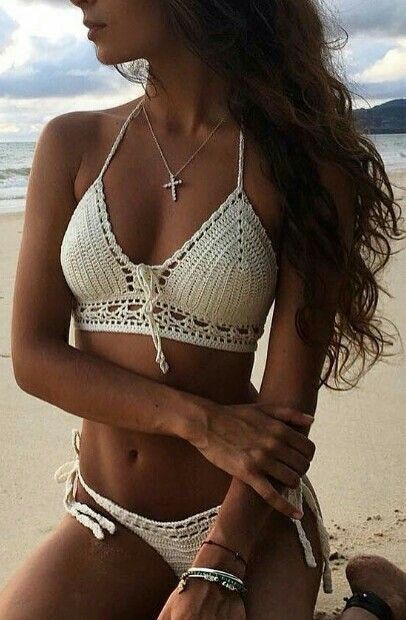 Girls, what do you prefer to wear: one piece or bikini; guys what do you like to see?