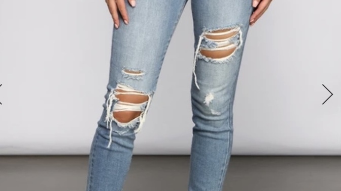 Black or denim high waisted jeans?