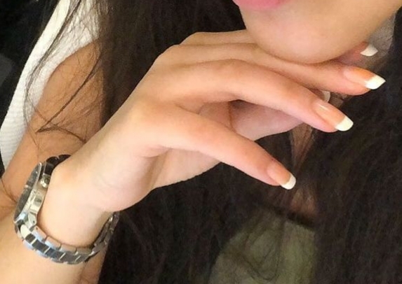 Do you guys even notice a girl's nails?