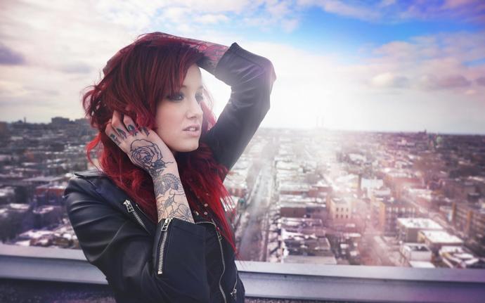Guys, what is your type of girl? Height, eyecolor, hair color/length, certain features, build?