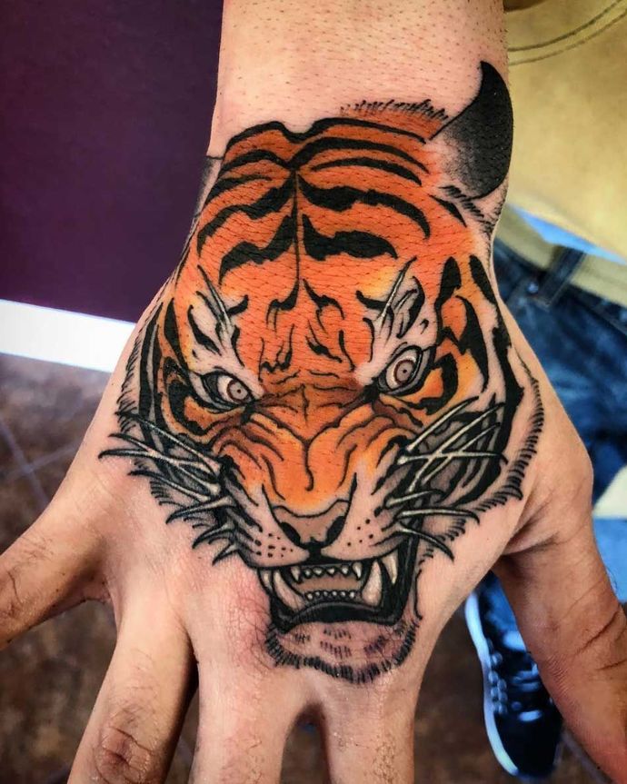Which tattoo do you prefer?