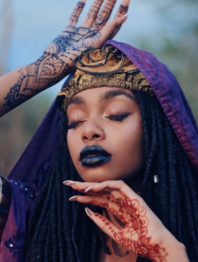 What do you think will happen if all females in the world dress like this?