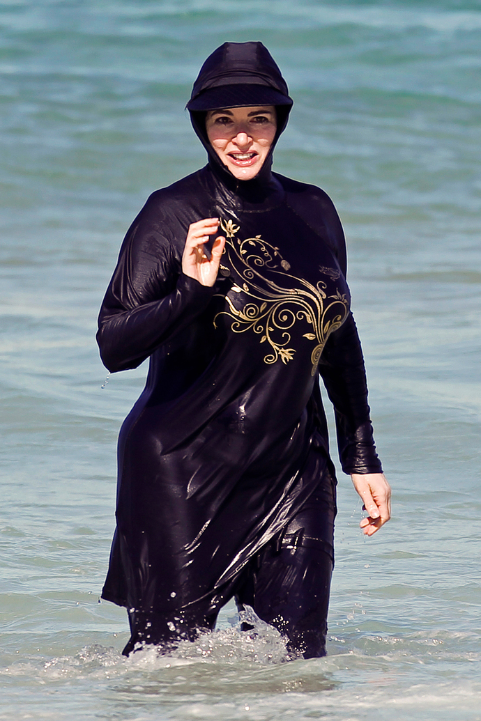 What do you think will happen if all females in the world dress like this?