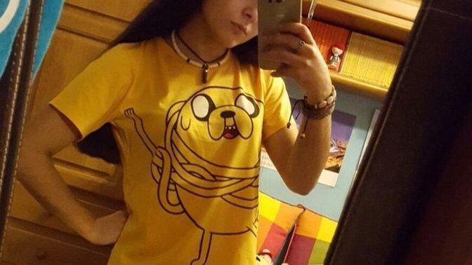 Do you guys find it cute when your girlfriend/wife roams around in house just in t-shirt and nothing under it to tease you?