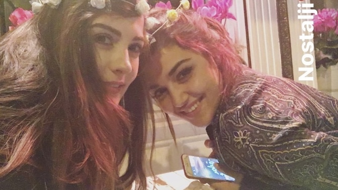 Do you think Burcu Özberk or Hande Erçel is prettier?