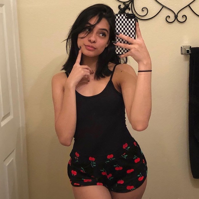 Do you guys prefer to date Cute and sweet type of girls or hot and sexy type?