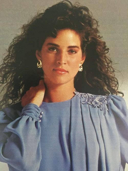 Do you feel that women from the 1980s are the most beautiful/attractive (hairstyle, fashion, etc.)?