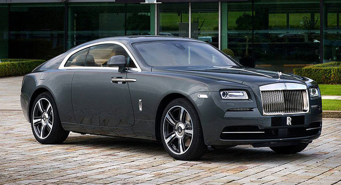 Are the colors of this rolls-royce ugly?