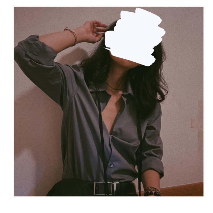 A pic I took for insta, tryna look ✨aesthetic✨ Lol