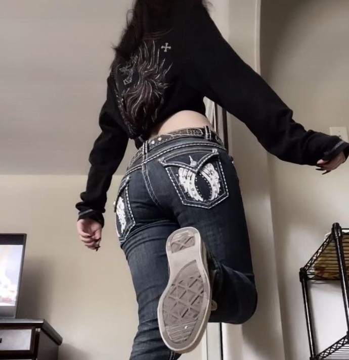 Do you tend to judge people a lot based on their fashion style?