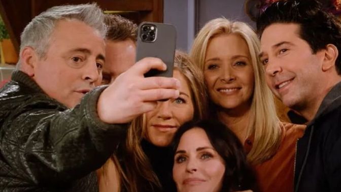 Should friends compromise when it comes to communication?