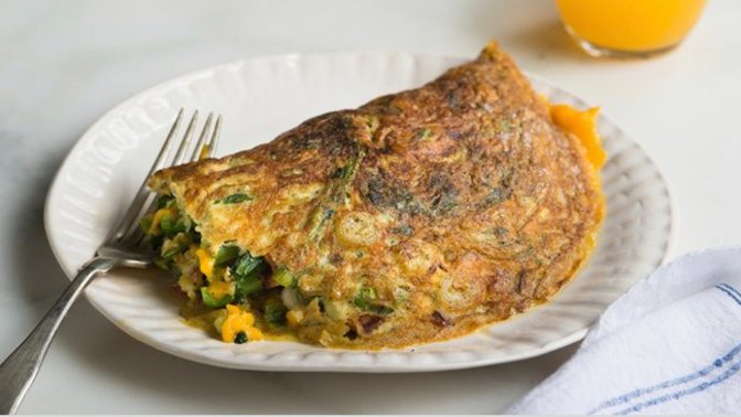 Would it be a bad idea to make my boyfriend an omelette for lunch/dinner tomorrow or is that just a breakfast food?