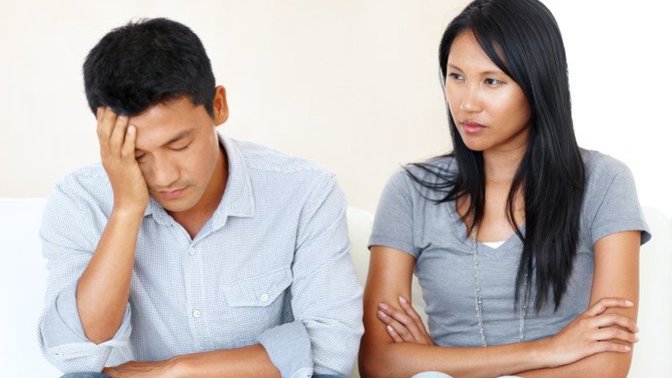 Big fight with my boyfriend because he didn't tell me my best friend was getting a divorce? Who is right?