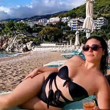 Guys, would you date a girl who is overweight?