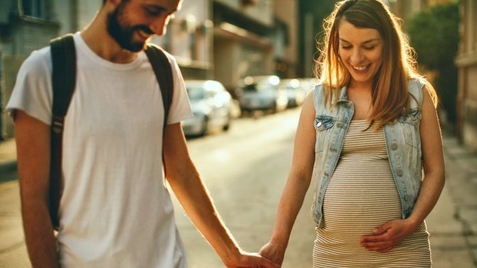Would you date a pregnant woman?