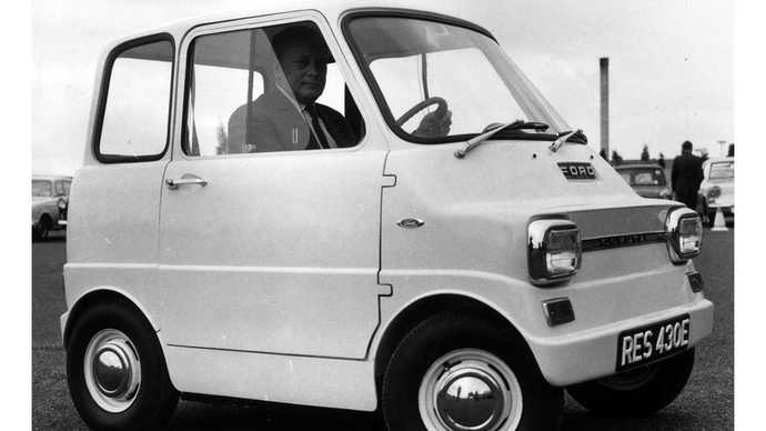 Are liberals more uneducated than conservatives?