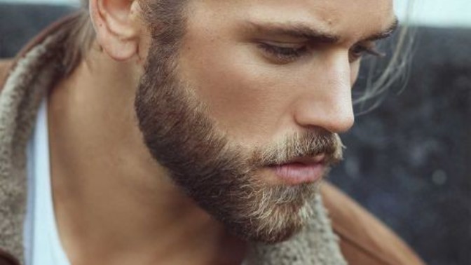 Long hair on men or short?