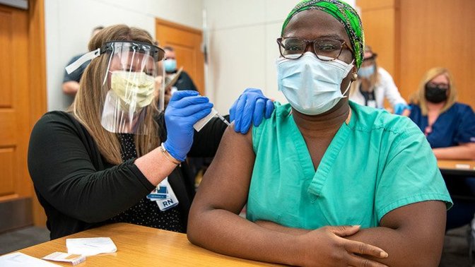 Should healthcare workers be required to take the Covid vaccine?