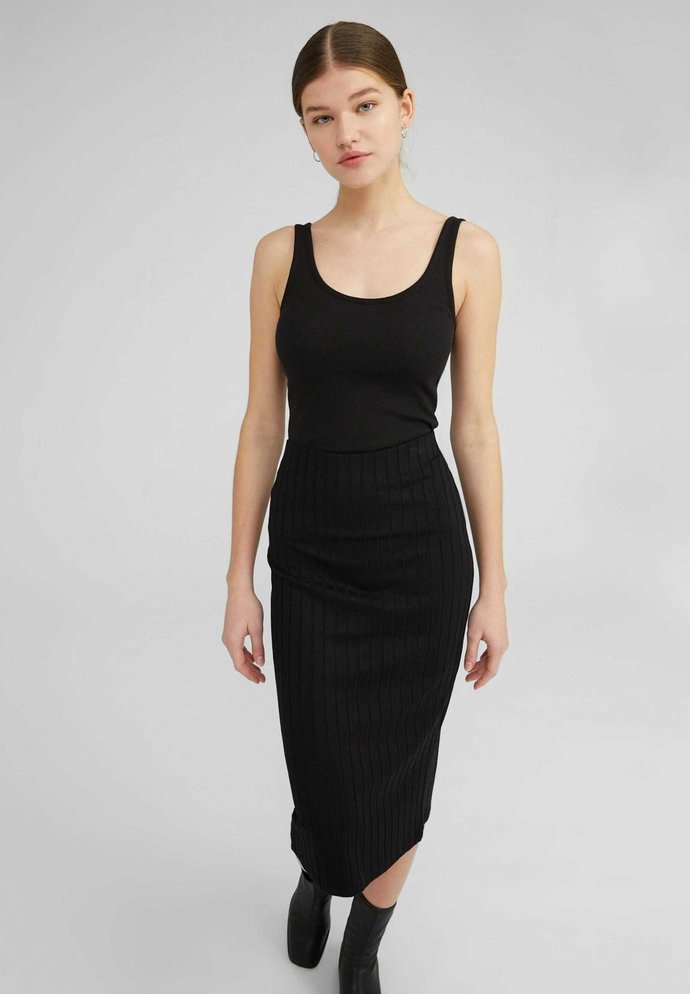 Which neckline is better for a top heavy bodyshape?
