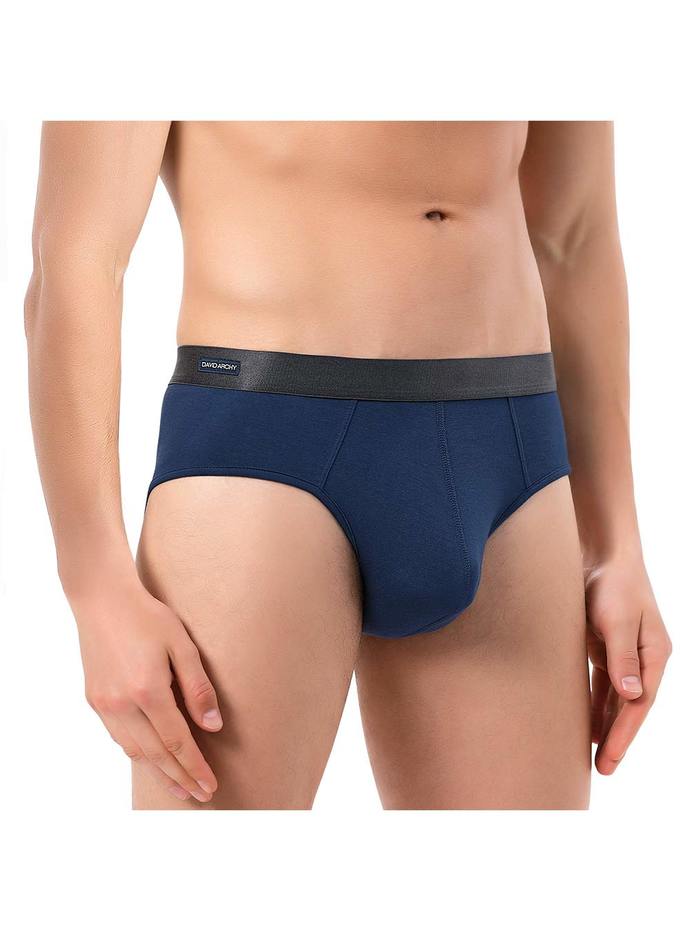 Should I care if my 26 year old boyfriend wears tighty whities?