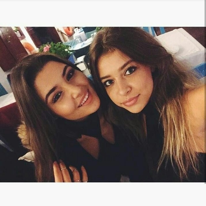 Do you think Hande Erçel or Gamze Erçel is prettier?