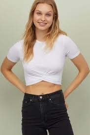 Who wears crop tops better men or women?