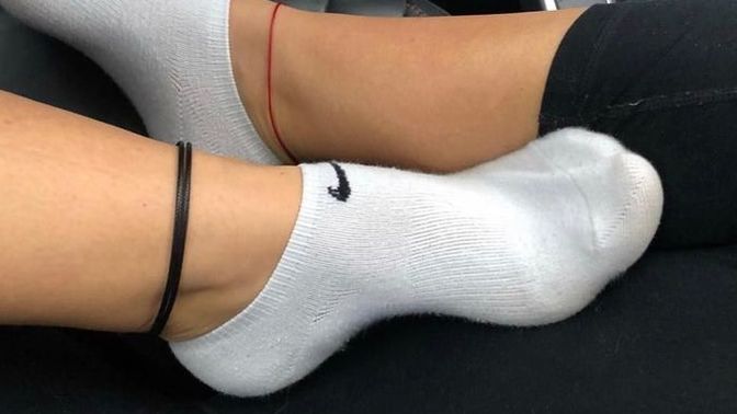 My roommate has left a white socks on corner of the sofa, I wants it will she notice it's gone?