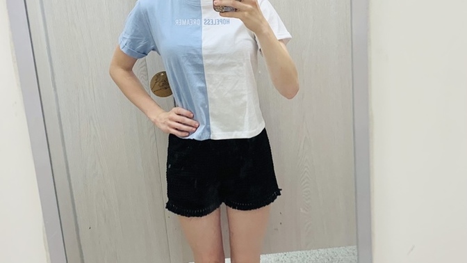 Which split shirt is the better option?